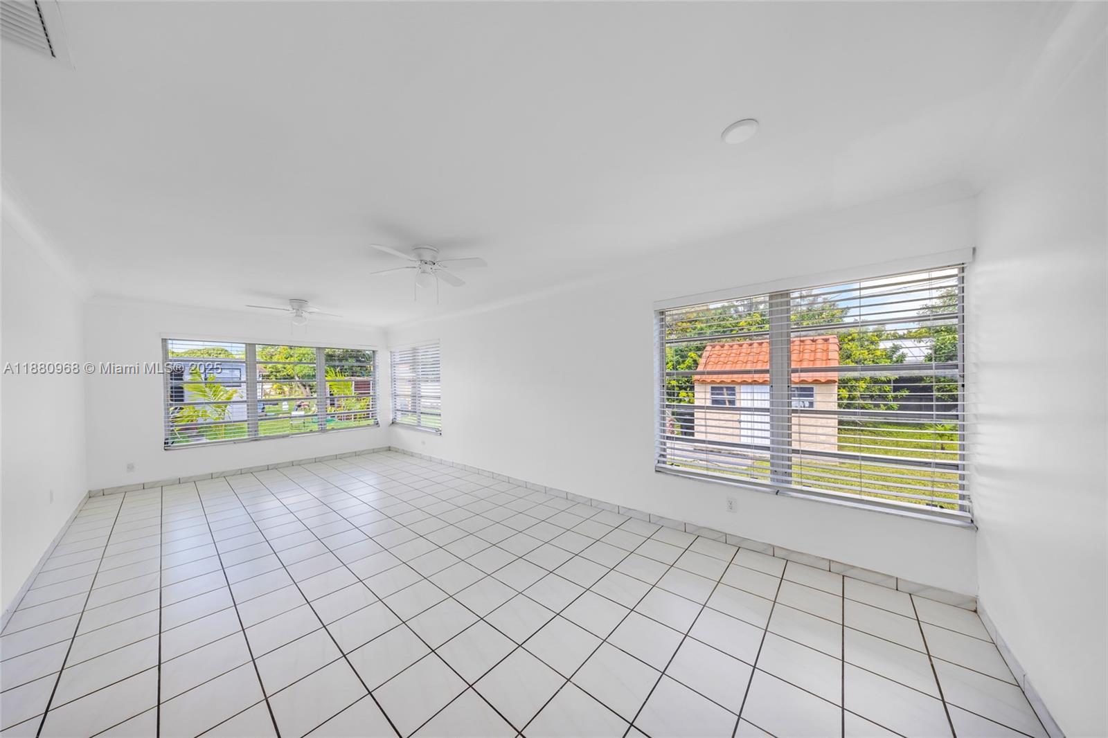 UNIT 1 MONTICELLO PARK - Residential