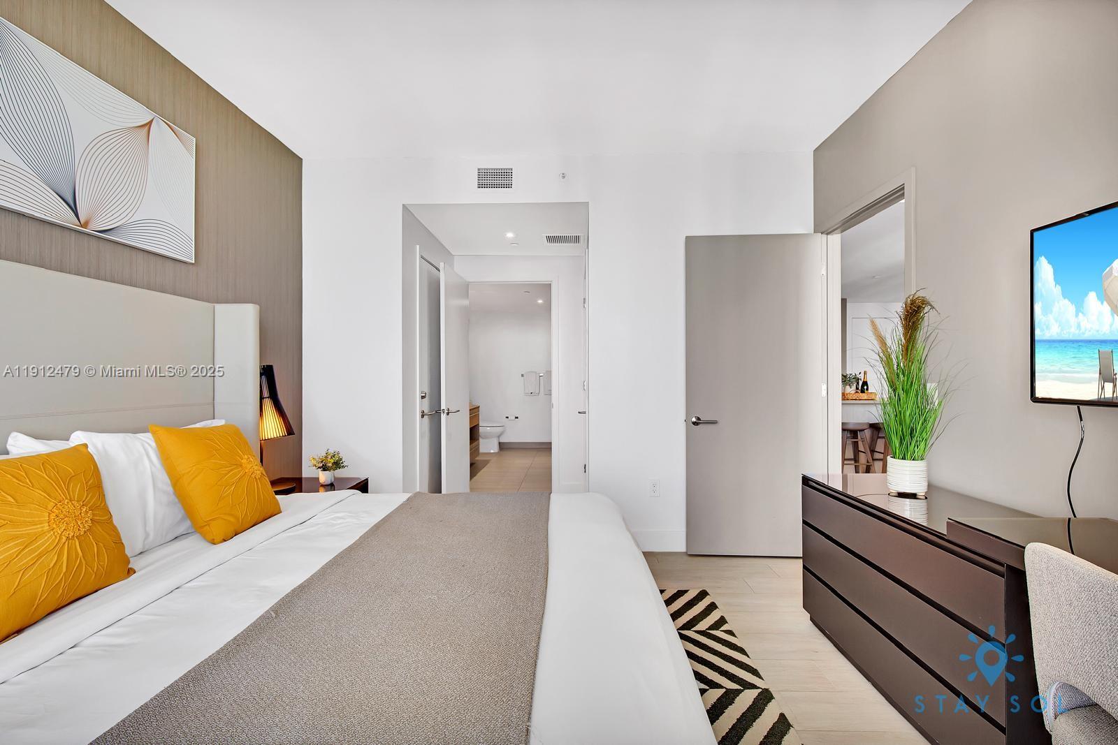 4010 SOUTH OCEAN CONDO - Residential