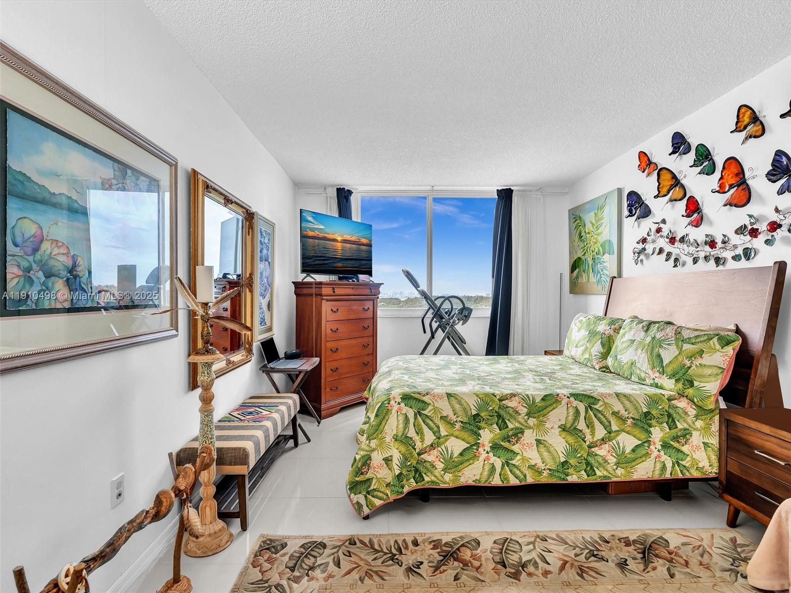 ARLEN HOUSE CONDO - Residential