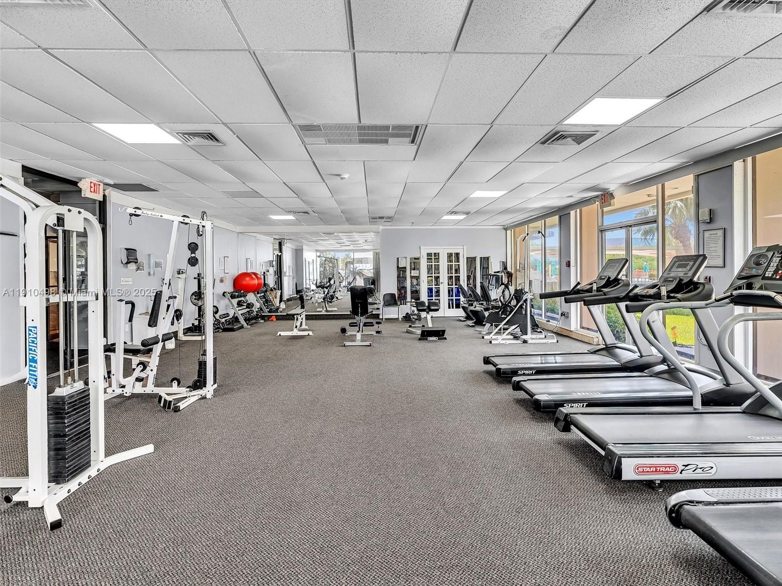 ARLEN HOUSE CONDO - Residential