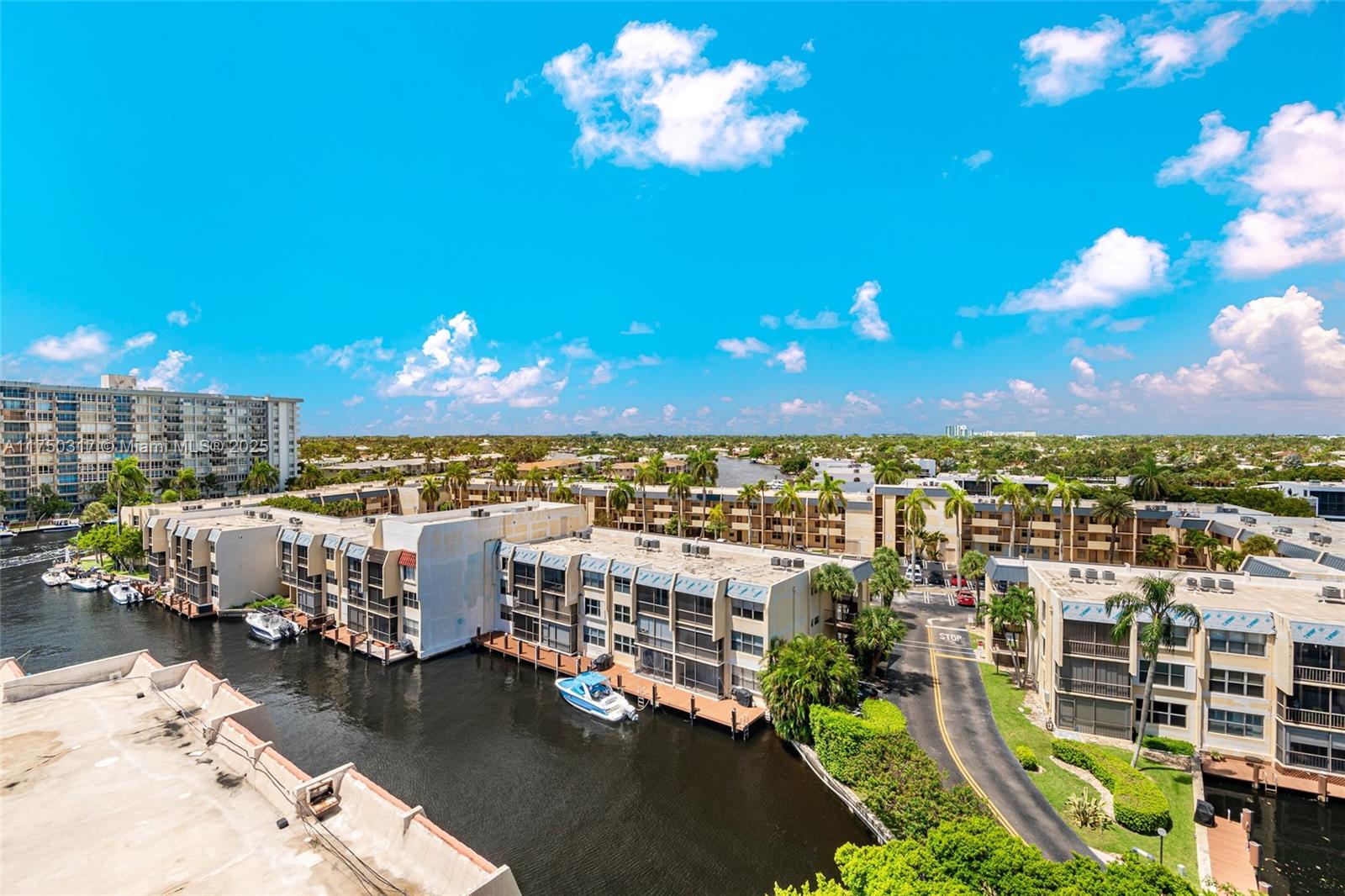 ISLAND CLUB TWO CONDO - Residential
