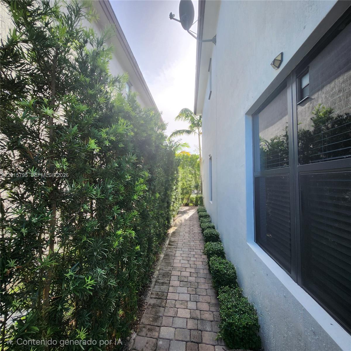 S ALLAPATTAH GARDENS - Residential