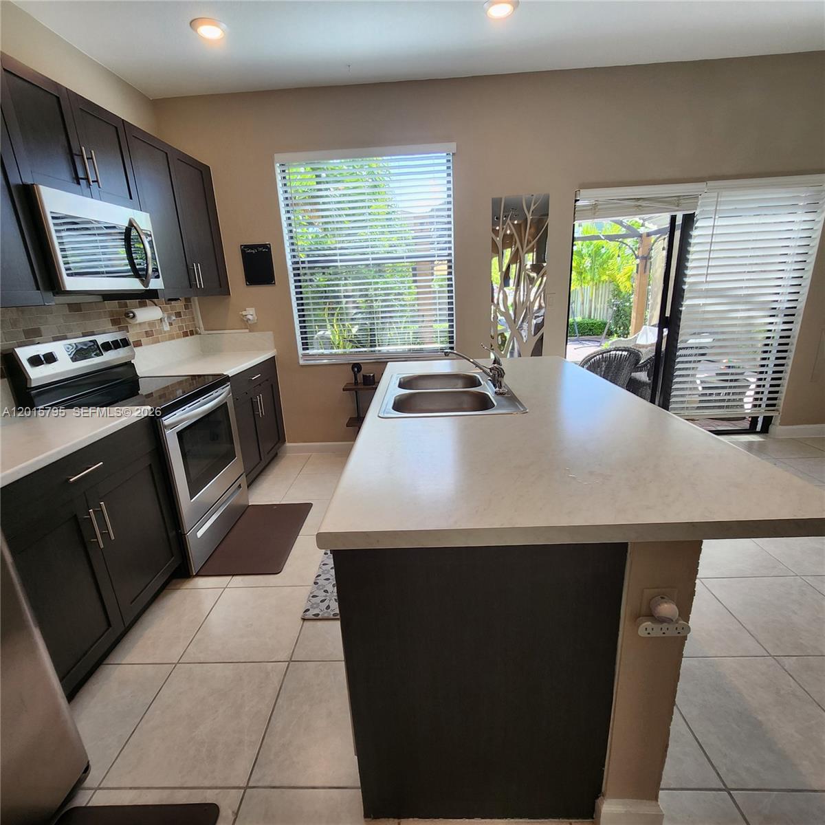 S ALLAPATTAH GARDENS - Residential