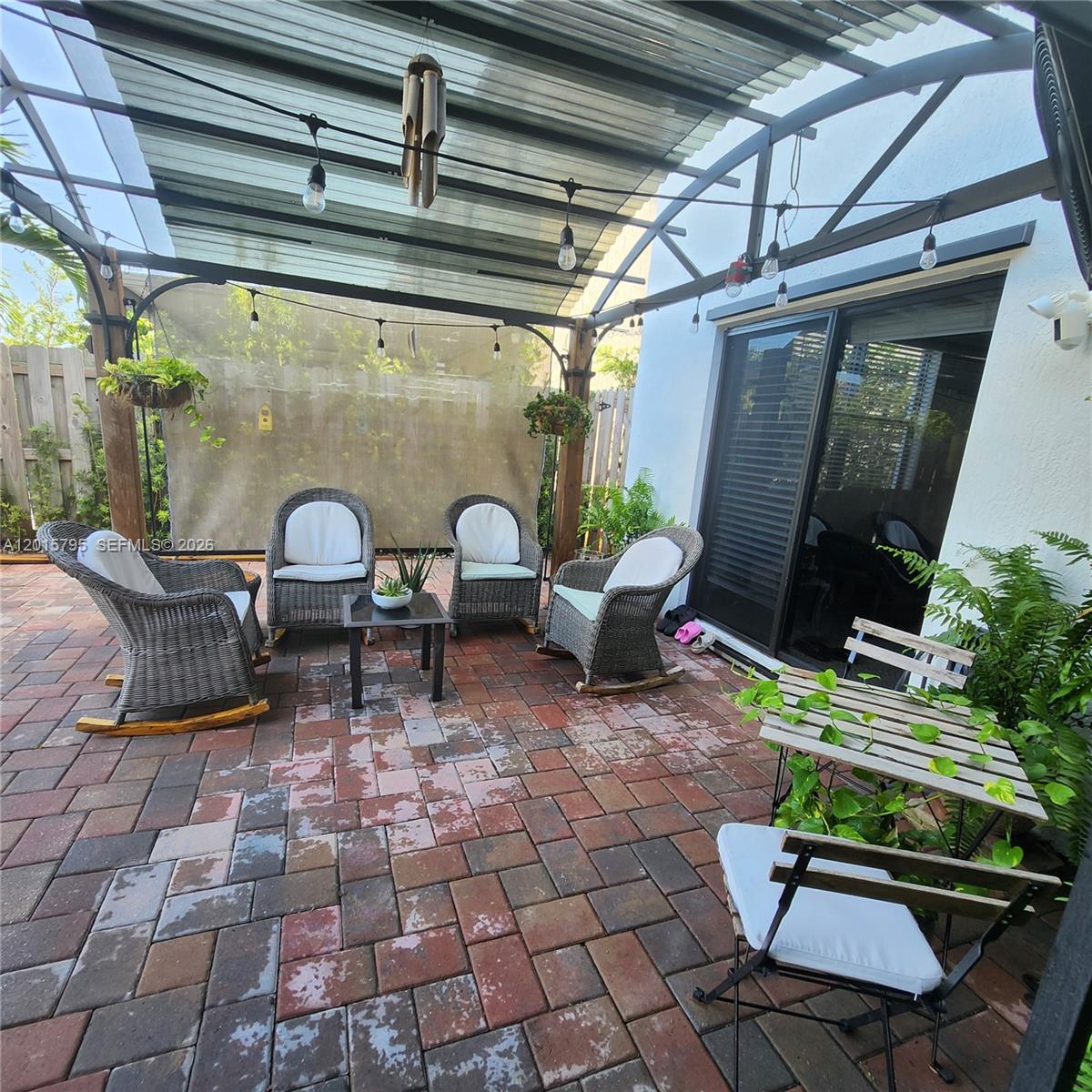 S ALLAPATTAH GARDENS - Residential