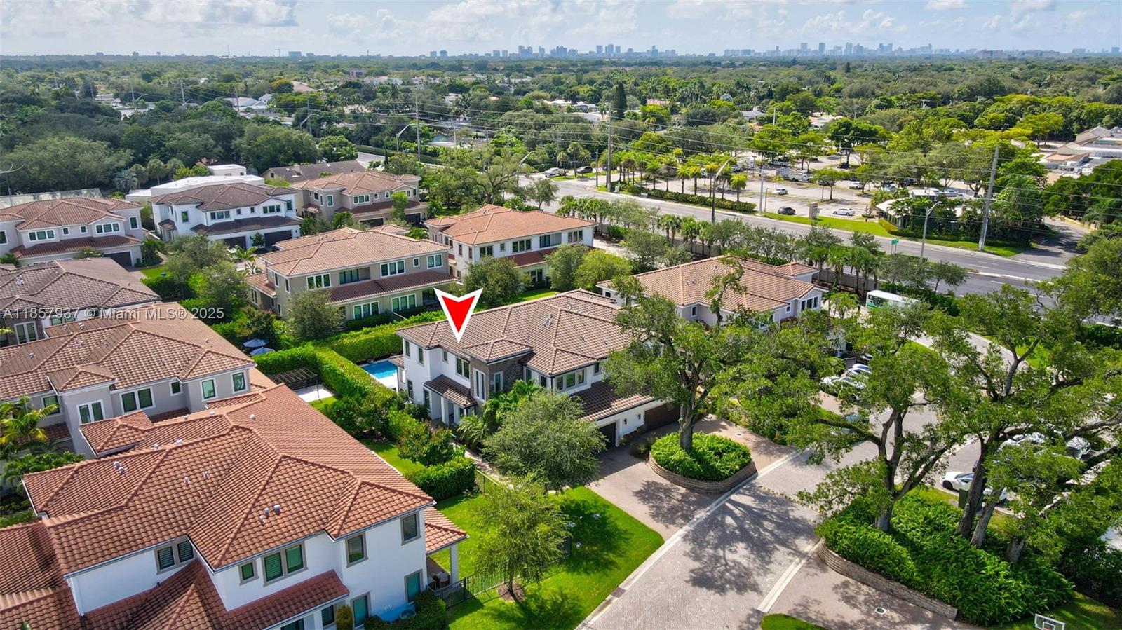 5952 W Brookfield Cir W