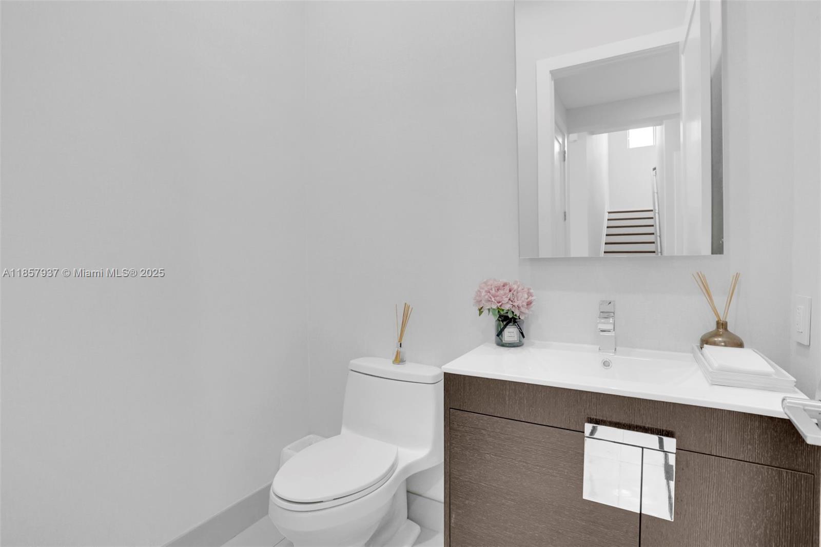 PRESERVE AT EMERALD HILLS - Residential