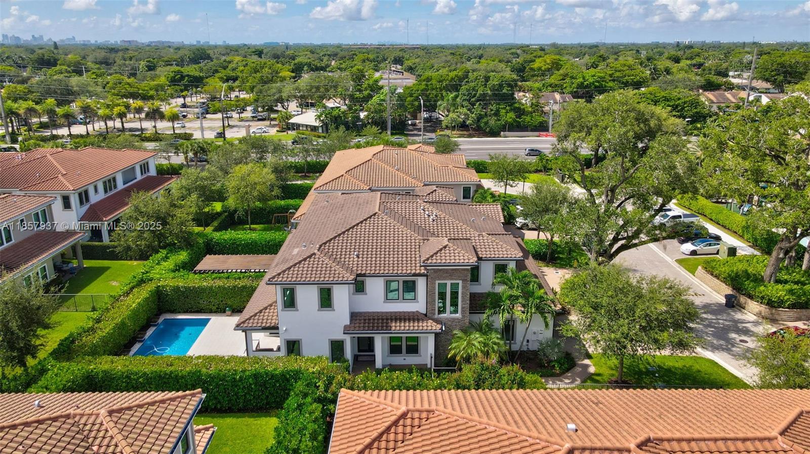 PRESERVE AT EMERALD HILLS - Residential