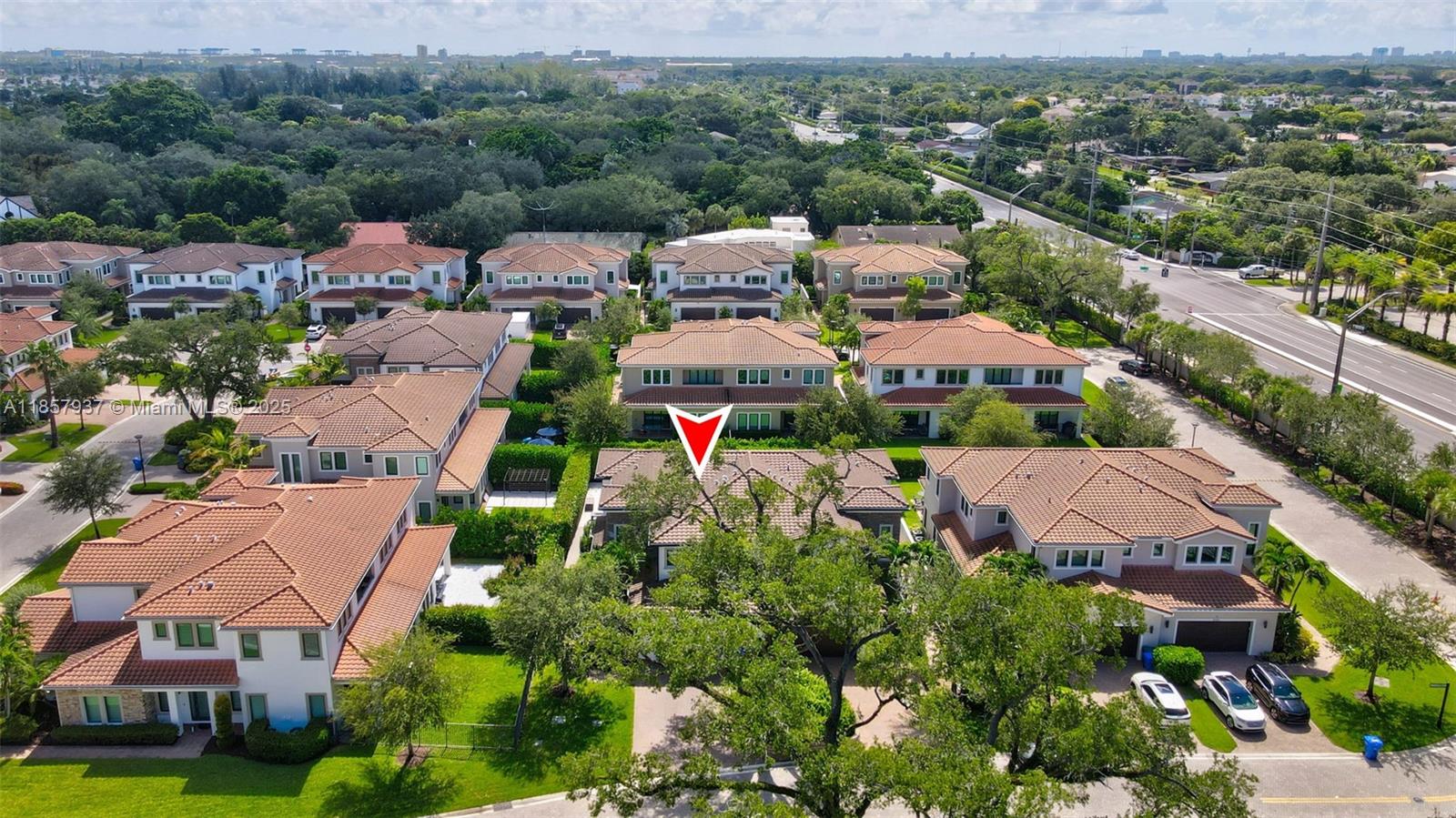 5952 W Brookfield Cir W