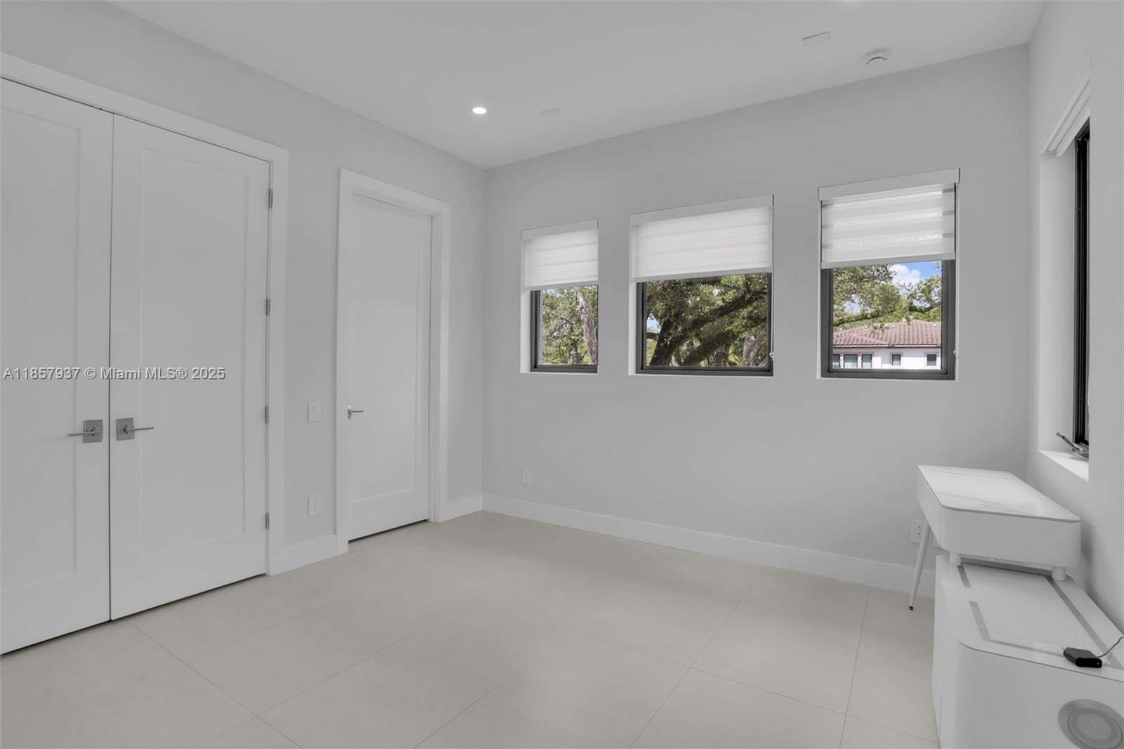 PRESERVE AT EMERALD HILLS - Residential