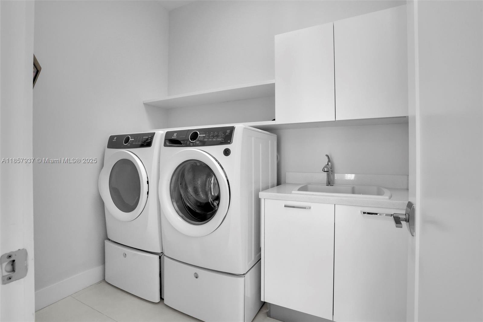 PRESERVE AT EMERALD HILLS - Residential