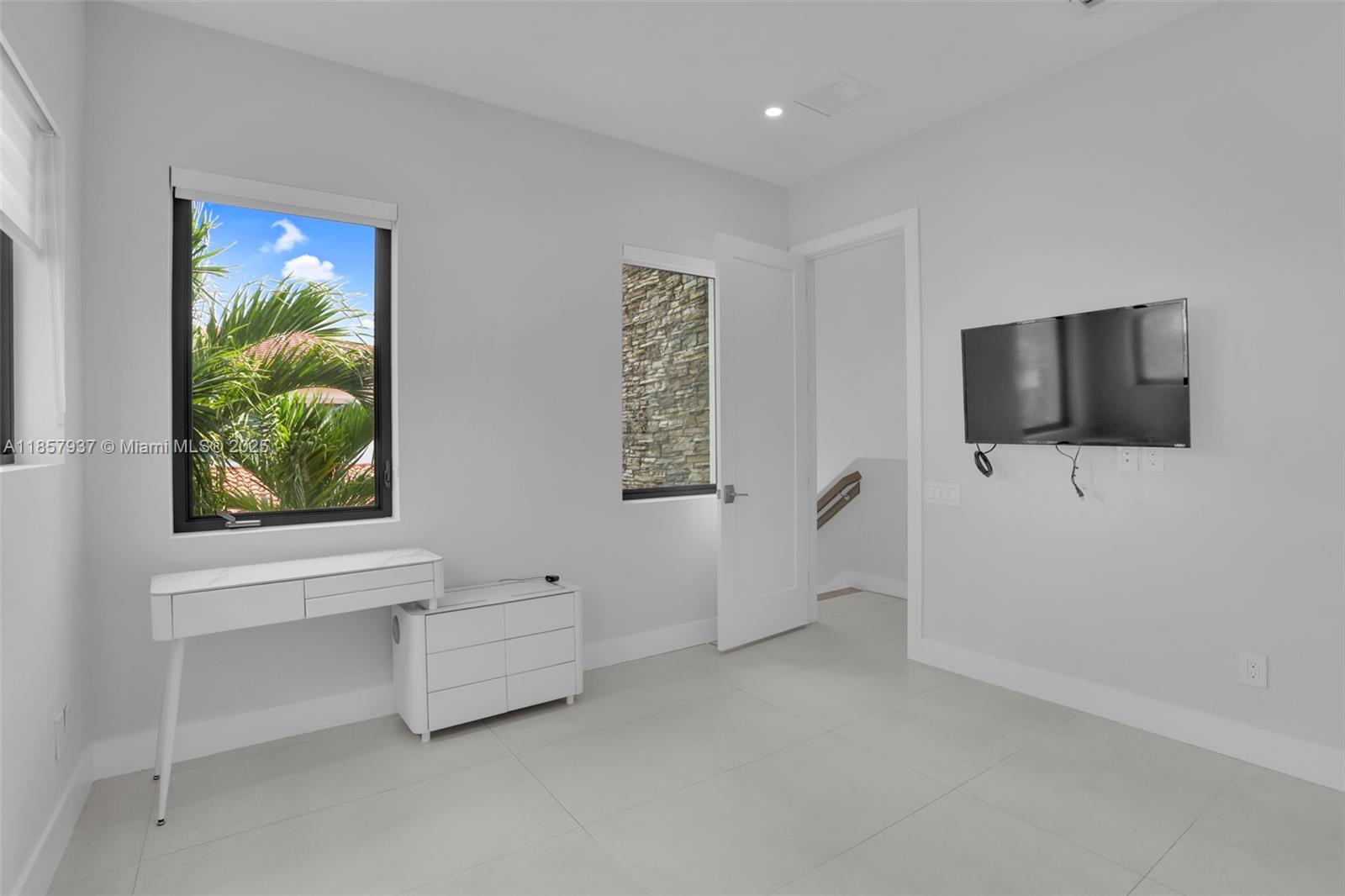 PRESERVE AT EMERALD HILLS - Residential