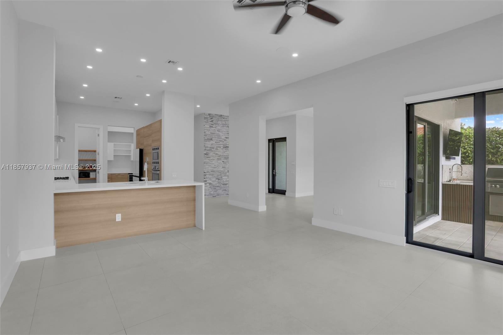 PRESERVE AT EMERALD HILLS - Residential