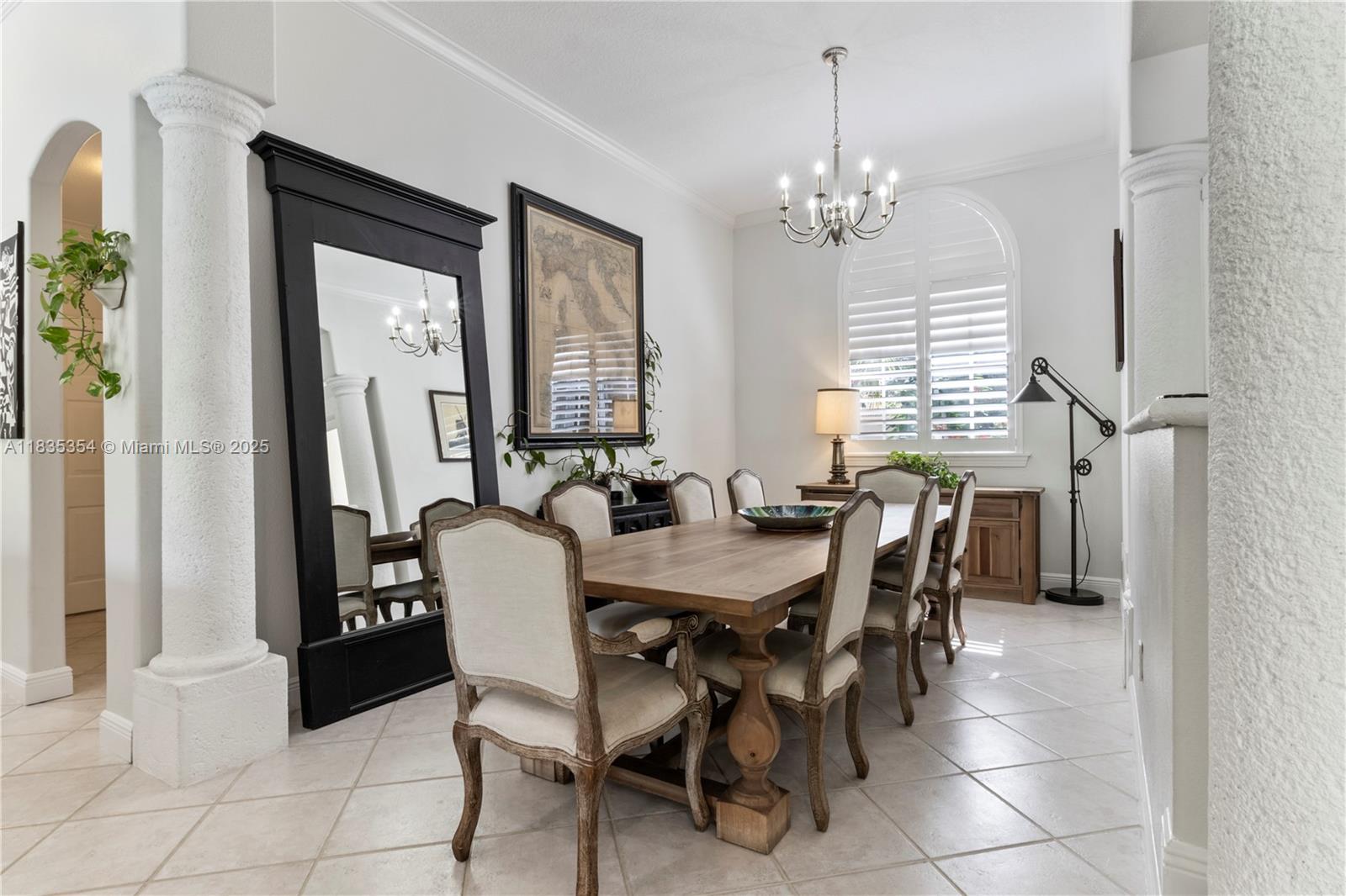 12530 SW 96th Ct, Miami, FL, 33176/$2,000,000 2 12530 SW 96th Ct