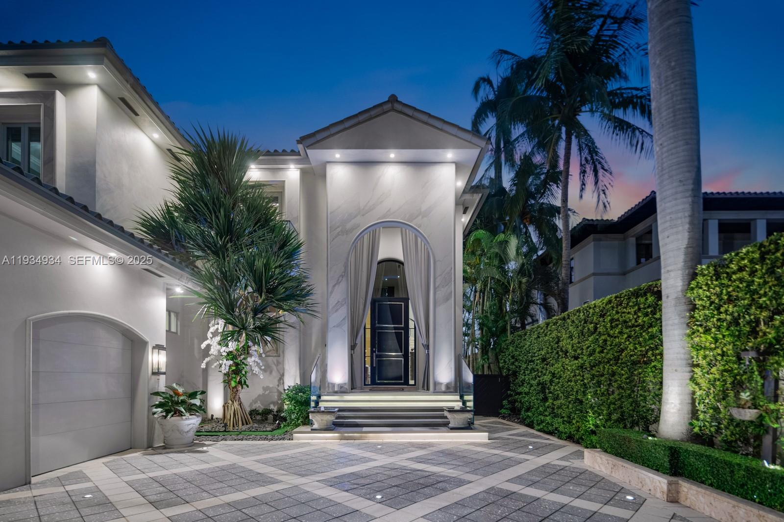 HIBISCUS ISLAND - Residential