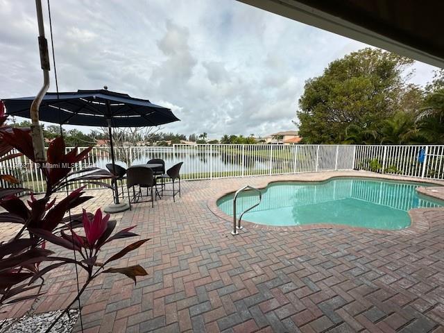 111 Bella Vista Way Way, Royal Palm Beach, Palm Beach County, Florida - 4 Bedrooms  
3 Bathrooms - 