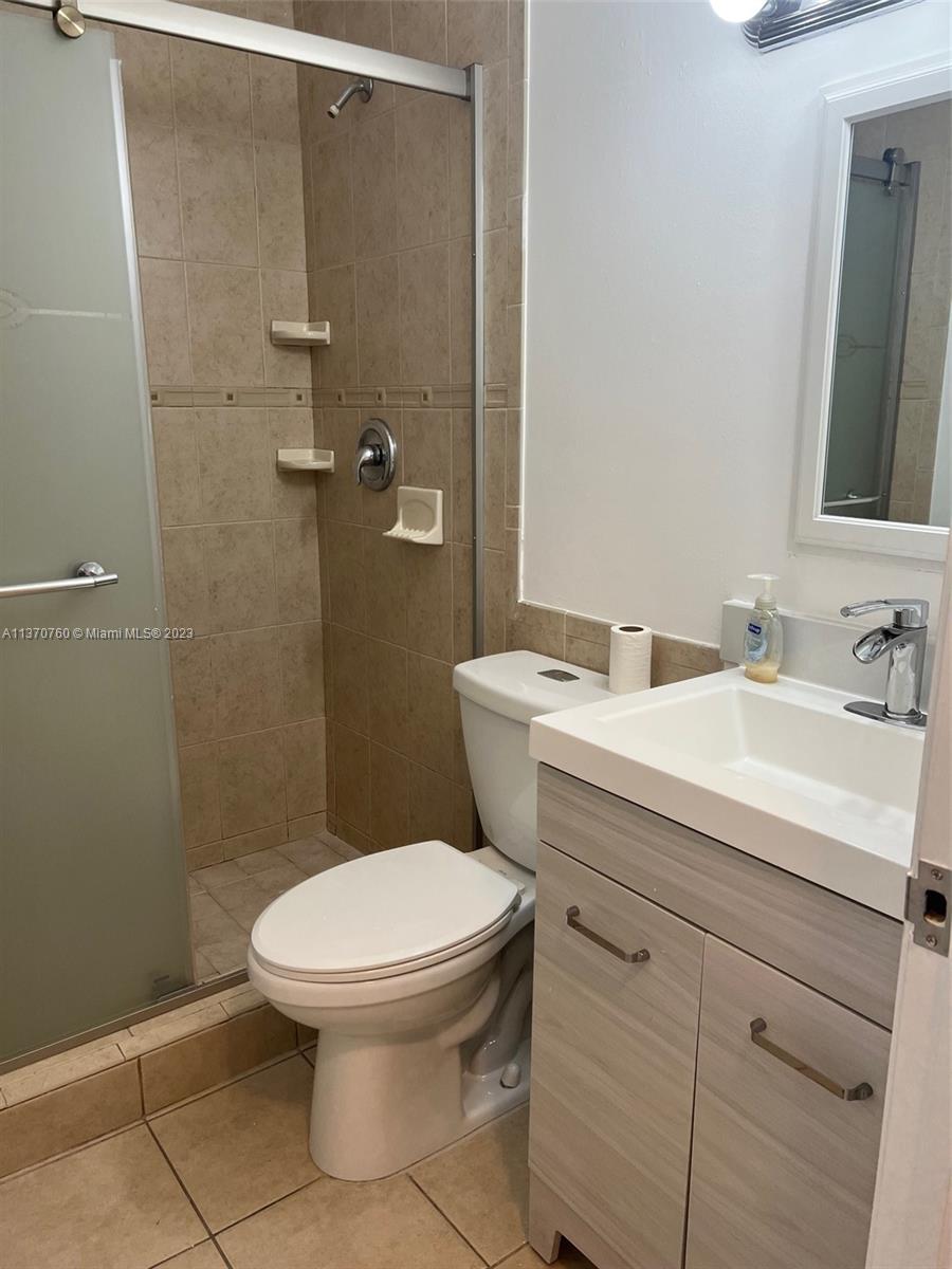 LES CHALETS AT INTL GARDE - Residential