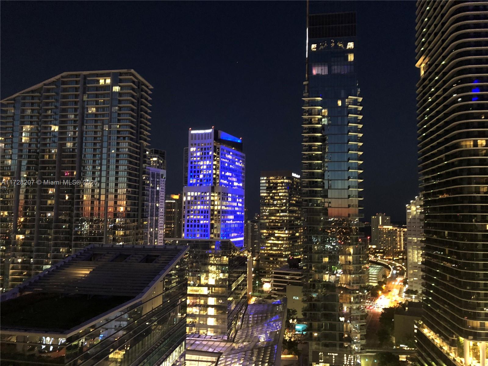 RISE CONDO - Residential Lease