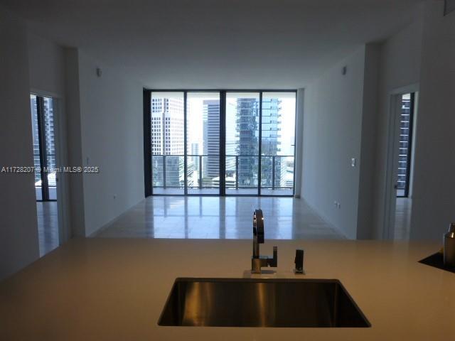 RISE CONDO - Residential Lease
