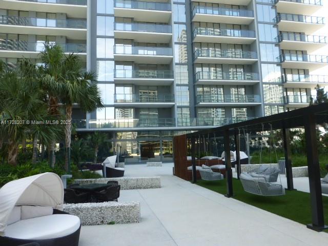 RISE CONDO - Residential Lease