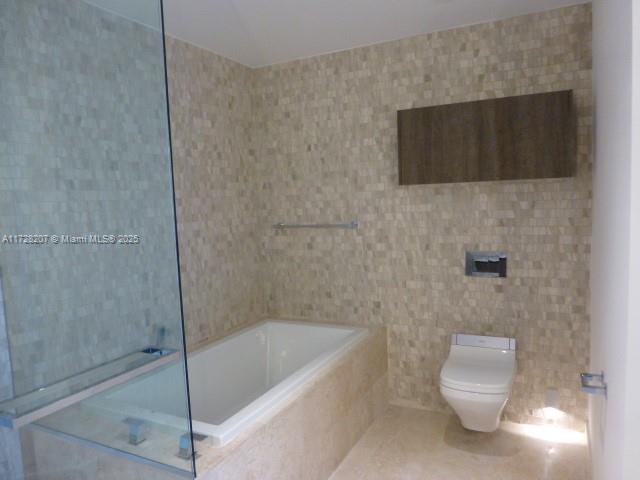 RISE CONDO - Residential Lease