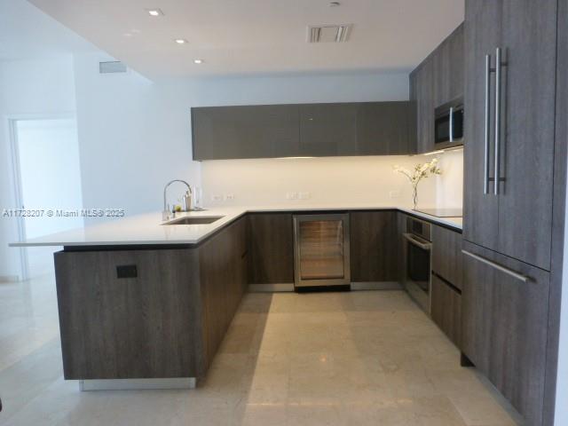 RISE CONDO - Residential Lease