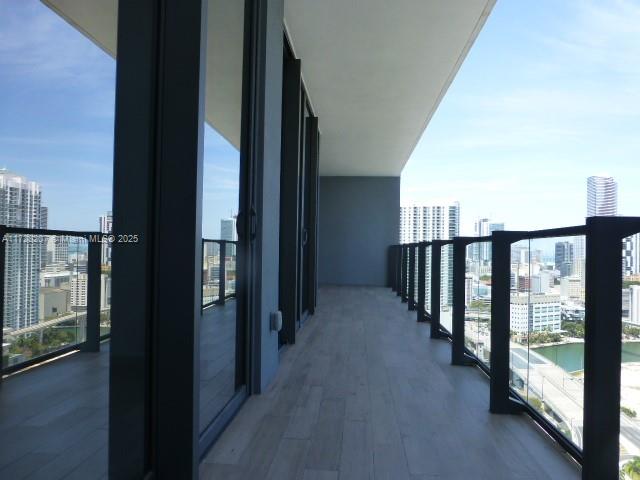 RISE CONDO - Residential Lease
