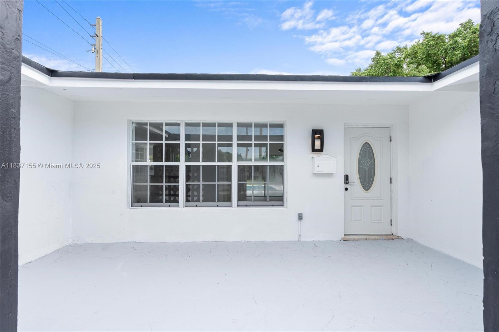 6091 NW 19th St