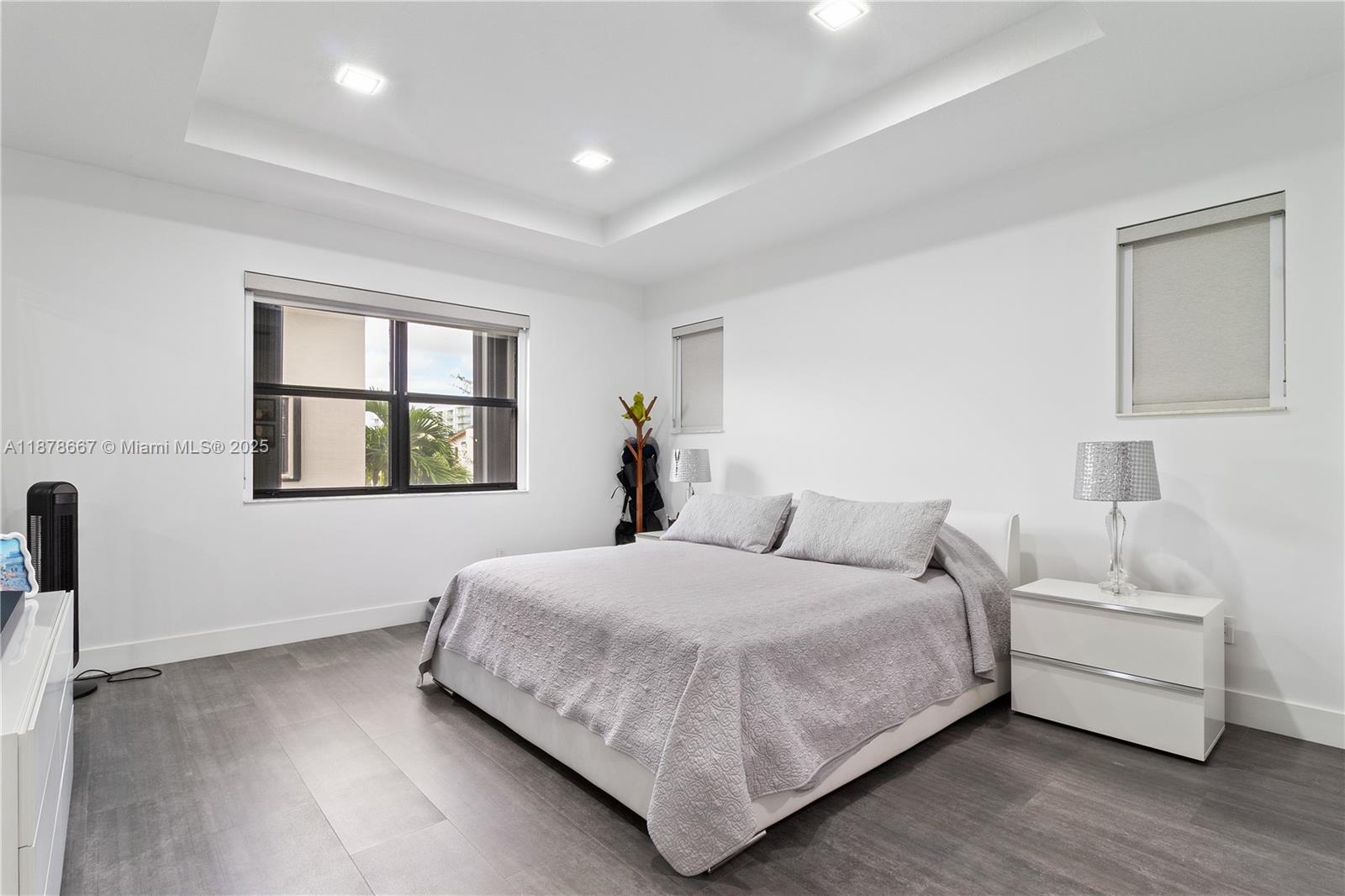 GRAND BAY SOUTH TOWNHOMES - Residential