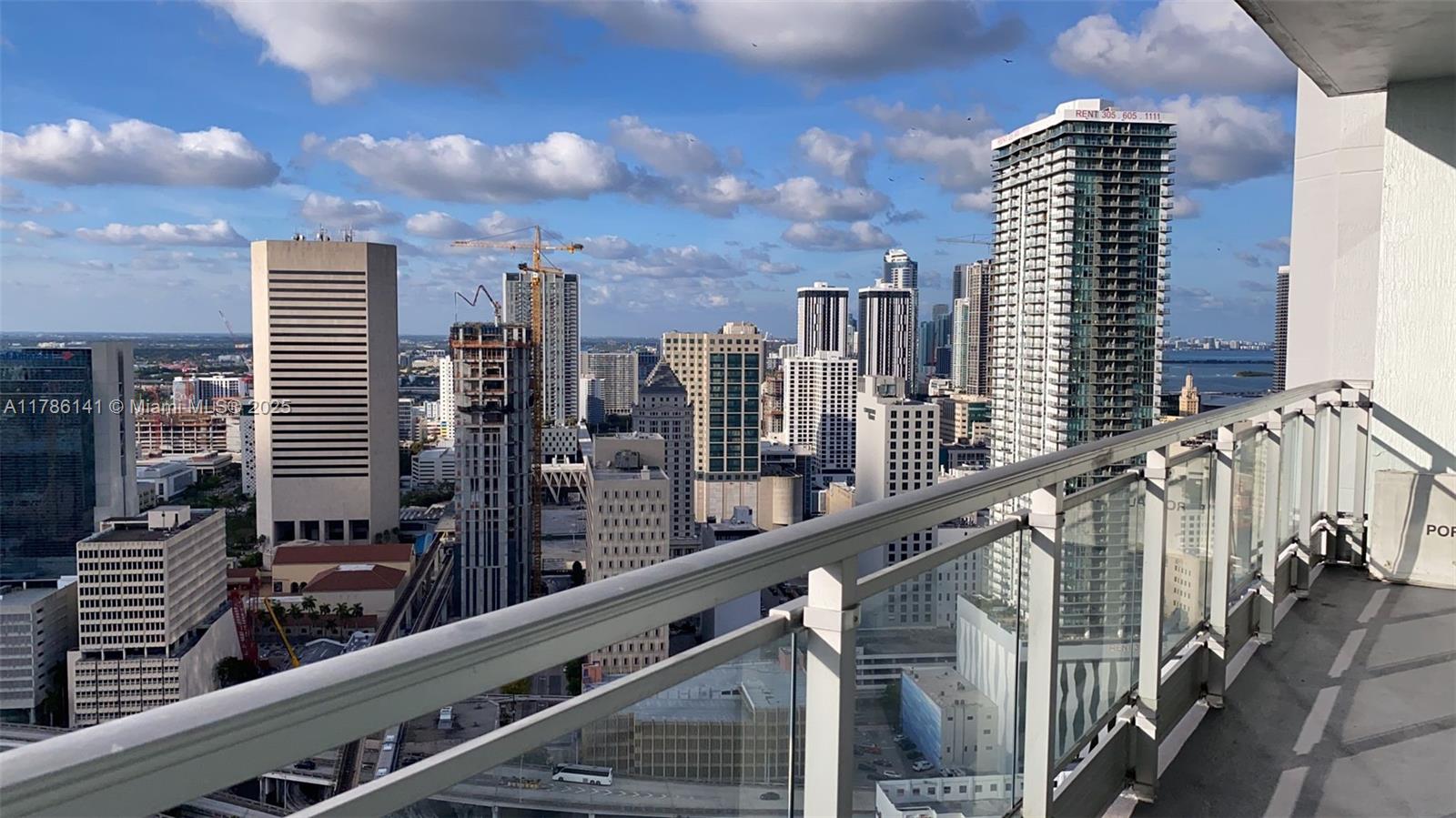 Rental Property at 90 Sw 3rd St 3907, Miami, Broward County, Florida - Bedrooms: 2 
Bathrooms: 2  - $4,400 MO.
