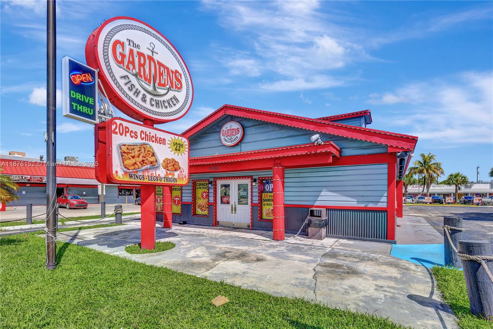 EXCITING BUSINESS & PROPERTY OPPORTUNITY!!
Don't miss this incredible opportunity to acquire a thriving restaurant with drive-thru, now available for sale. Both the property and business are included in the offering, with the flexibility to purchase either individually or together.
This is well-established, turnkey operation with a healthy revenue. Currently operated by staff and absentee owner. This business offers strong potential for growth.