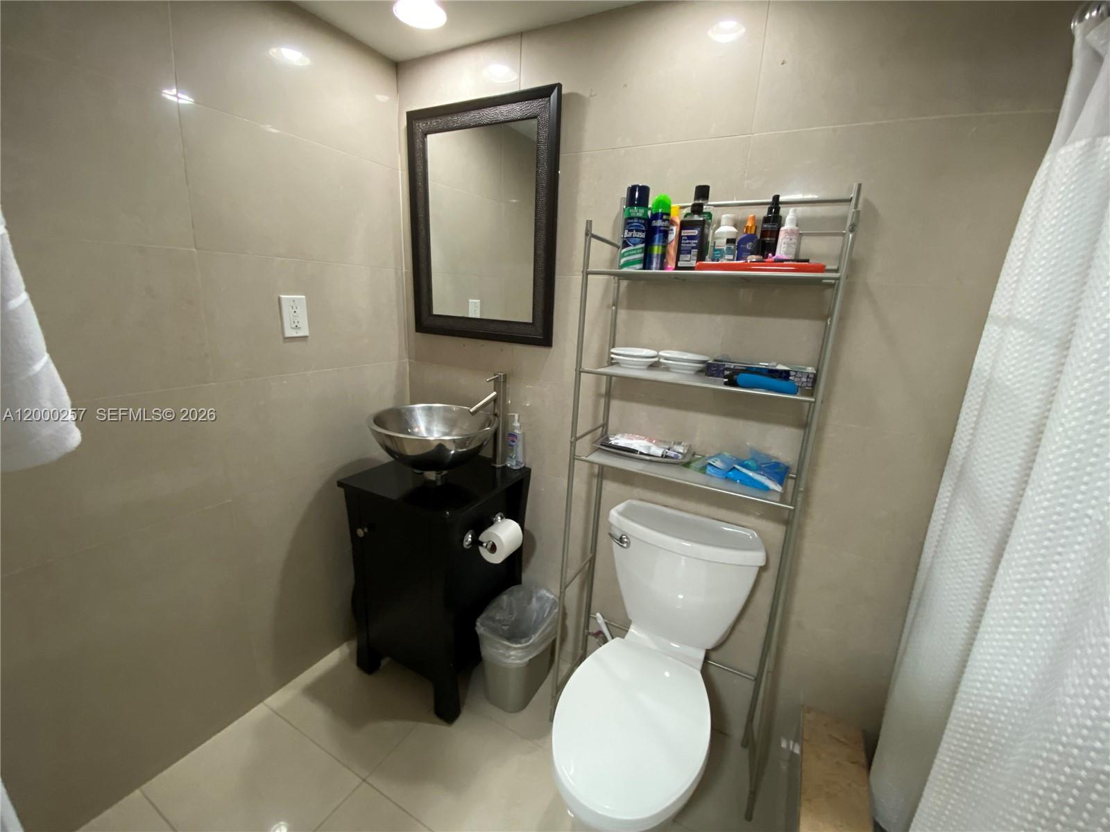 PARADISE BY THE SEA - Residential