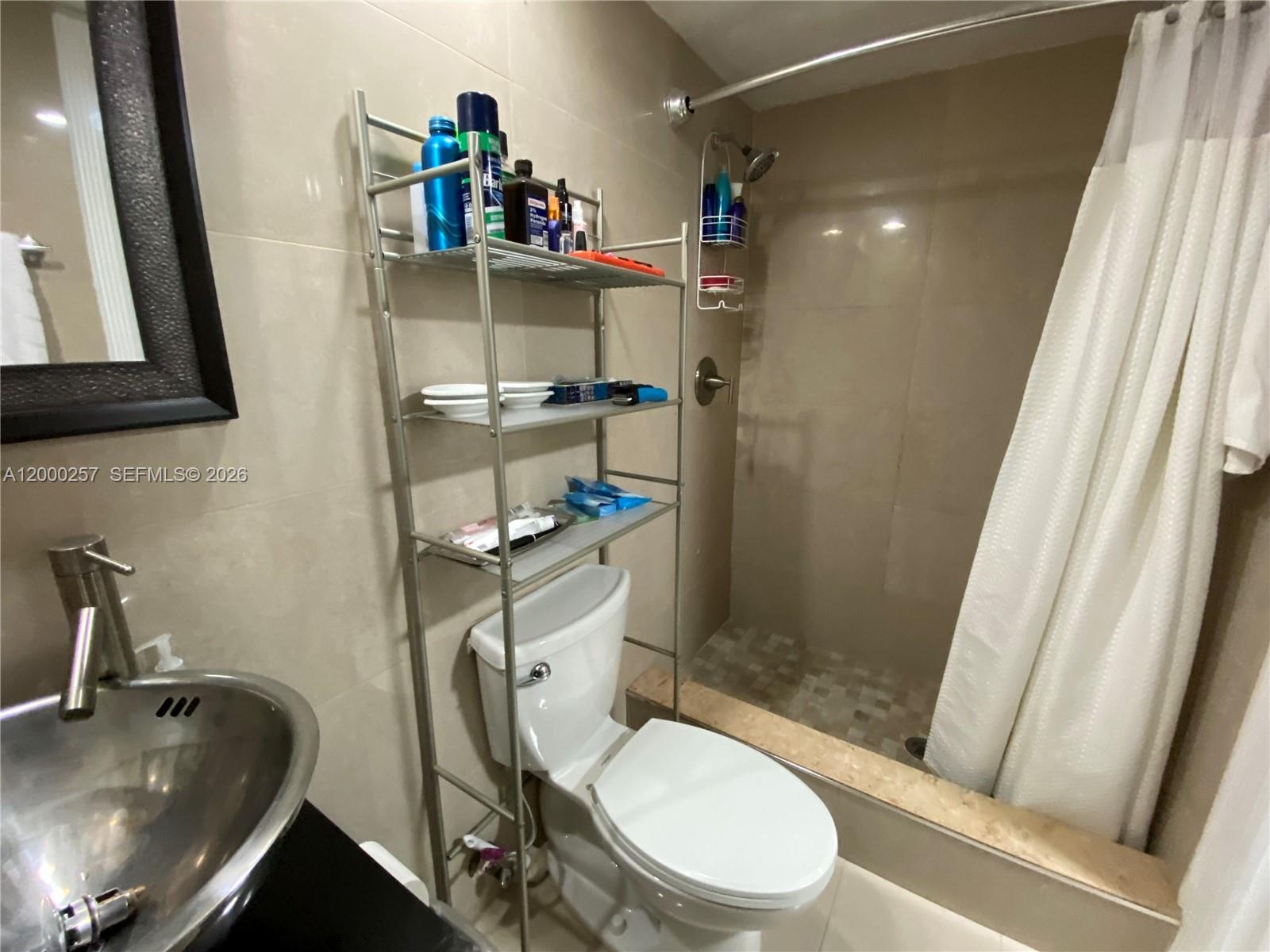 PARADISE BY THE SEA - Residential