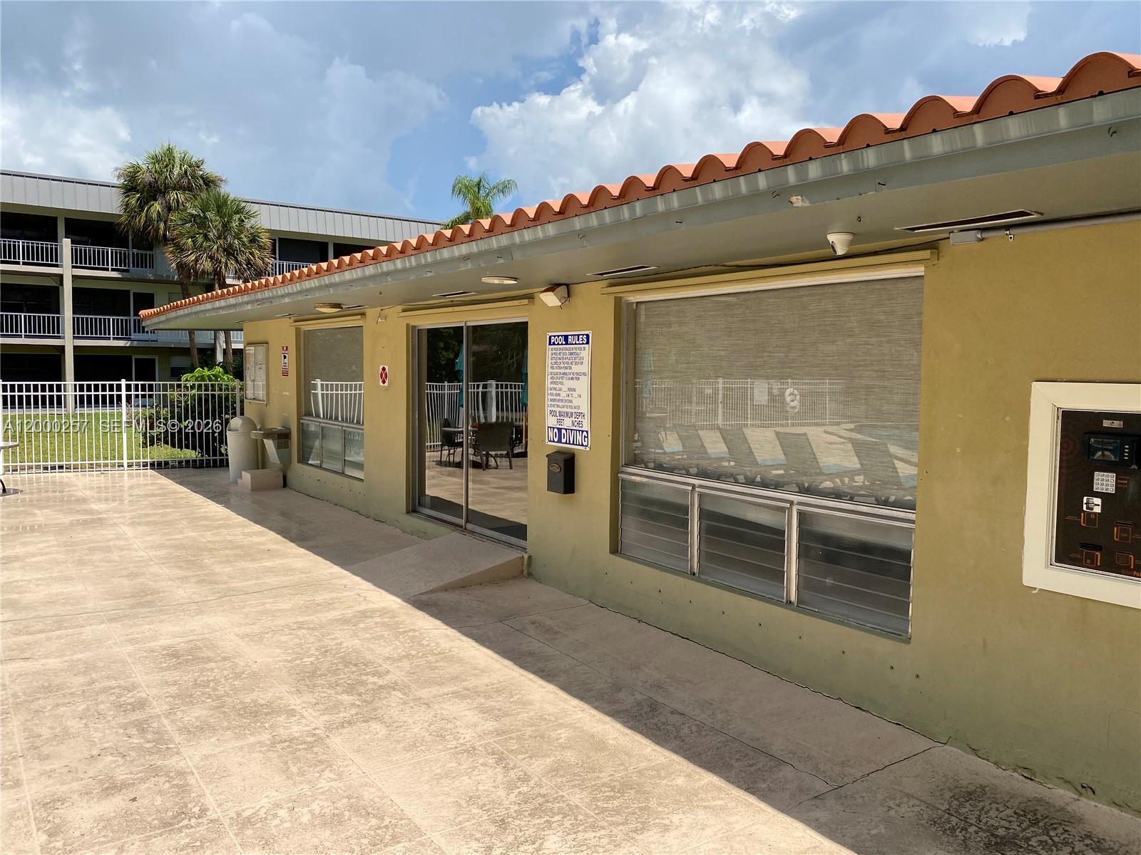 PARADISE BY THE SEA - Residential