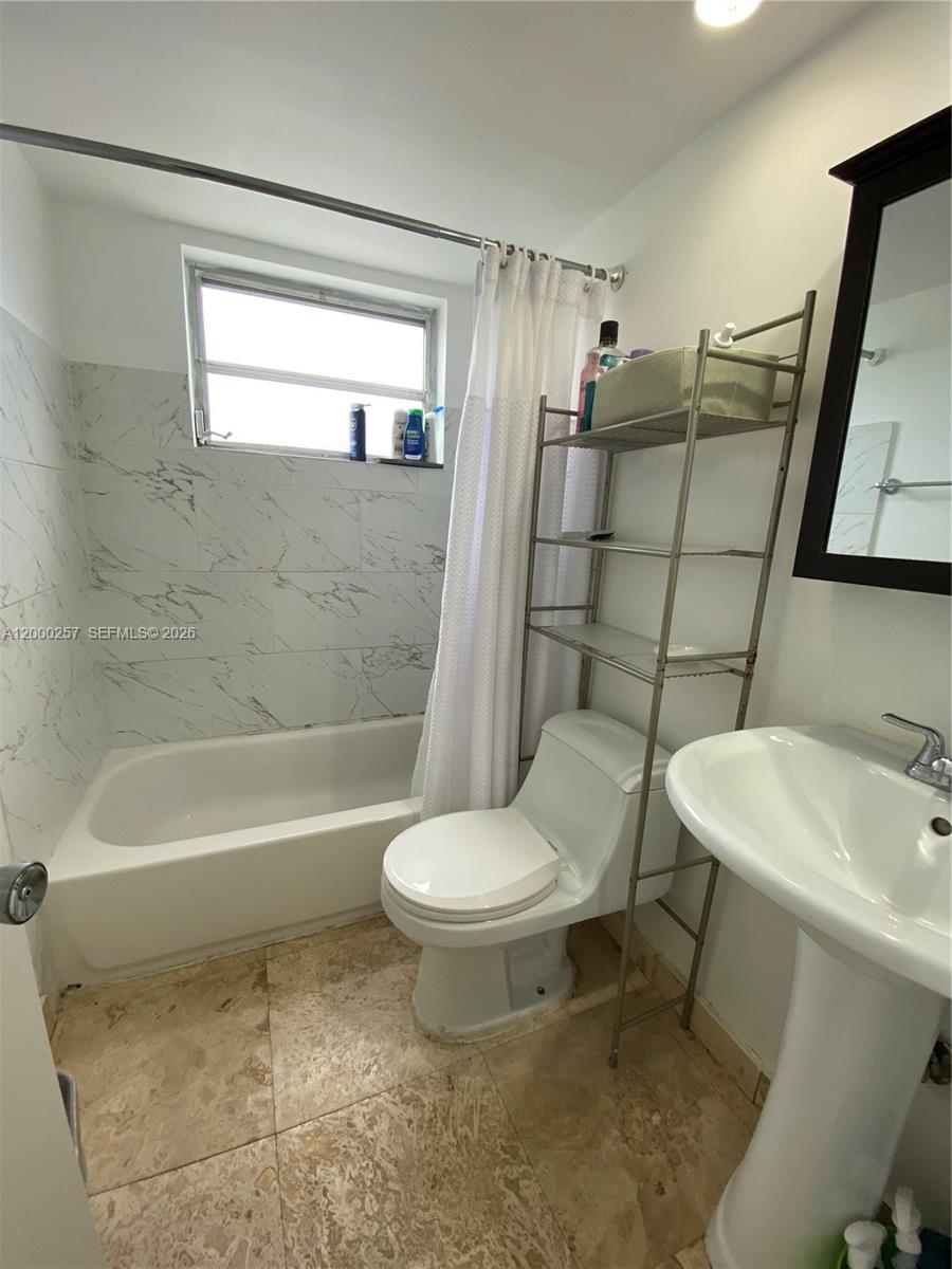 PARADISE BY THE SEA - Residential