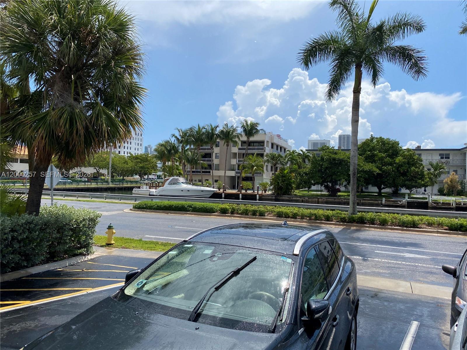 PARADISE BY THE SEA - Residential