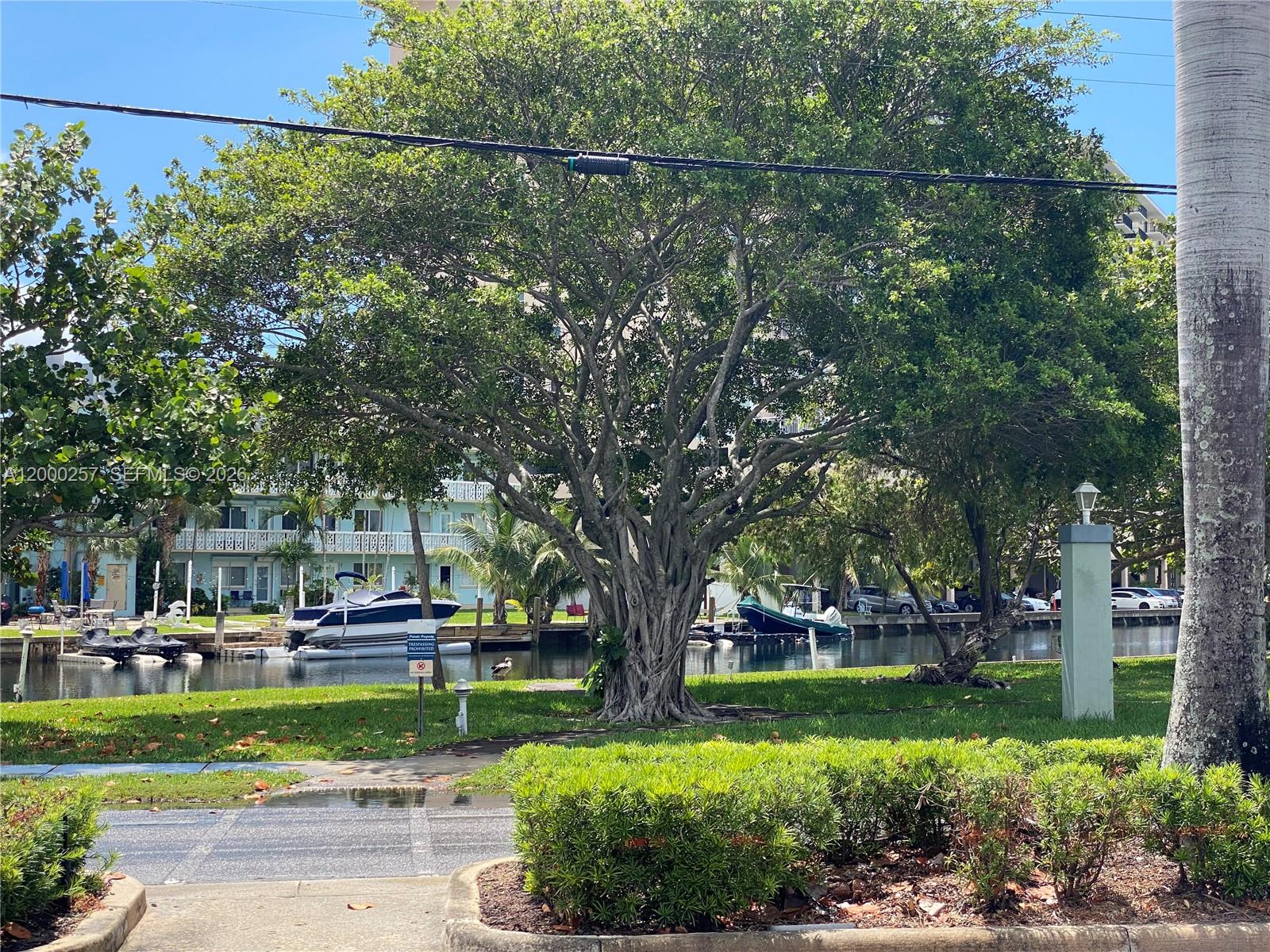 PARADISE BY THE SEA - Residential