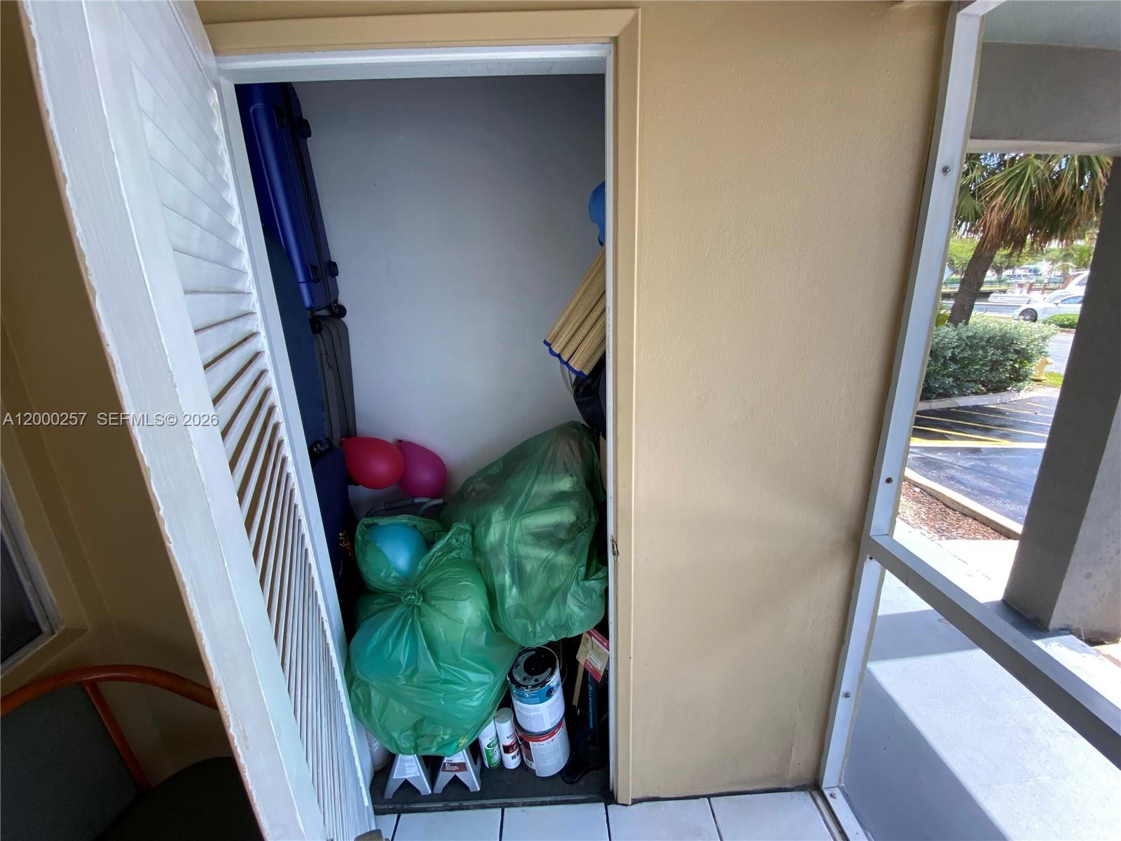 PARADISE BY THE SEA - Residential