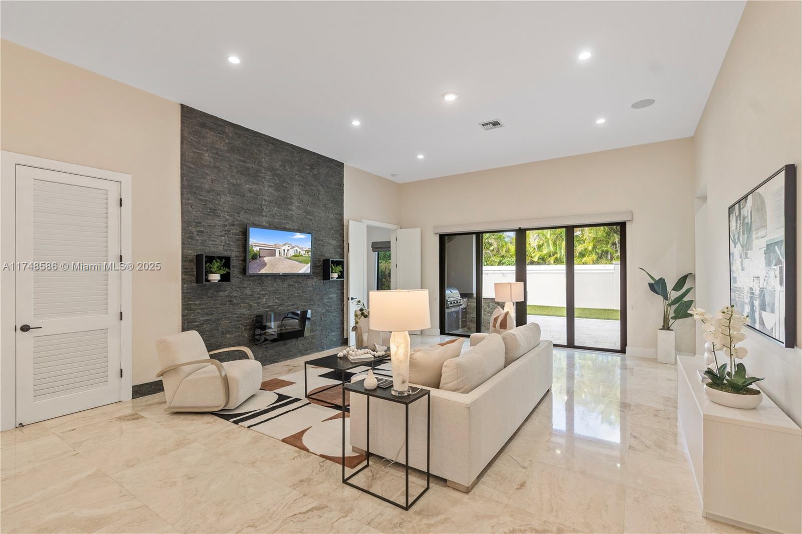 PRESERVE AT EMERALD HILLS - Residential