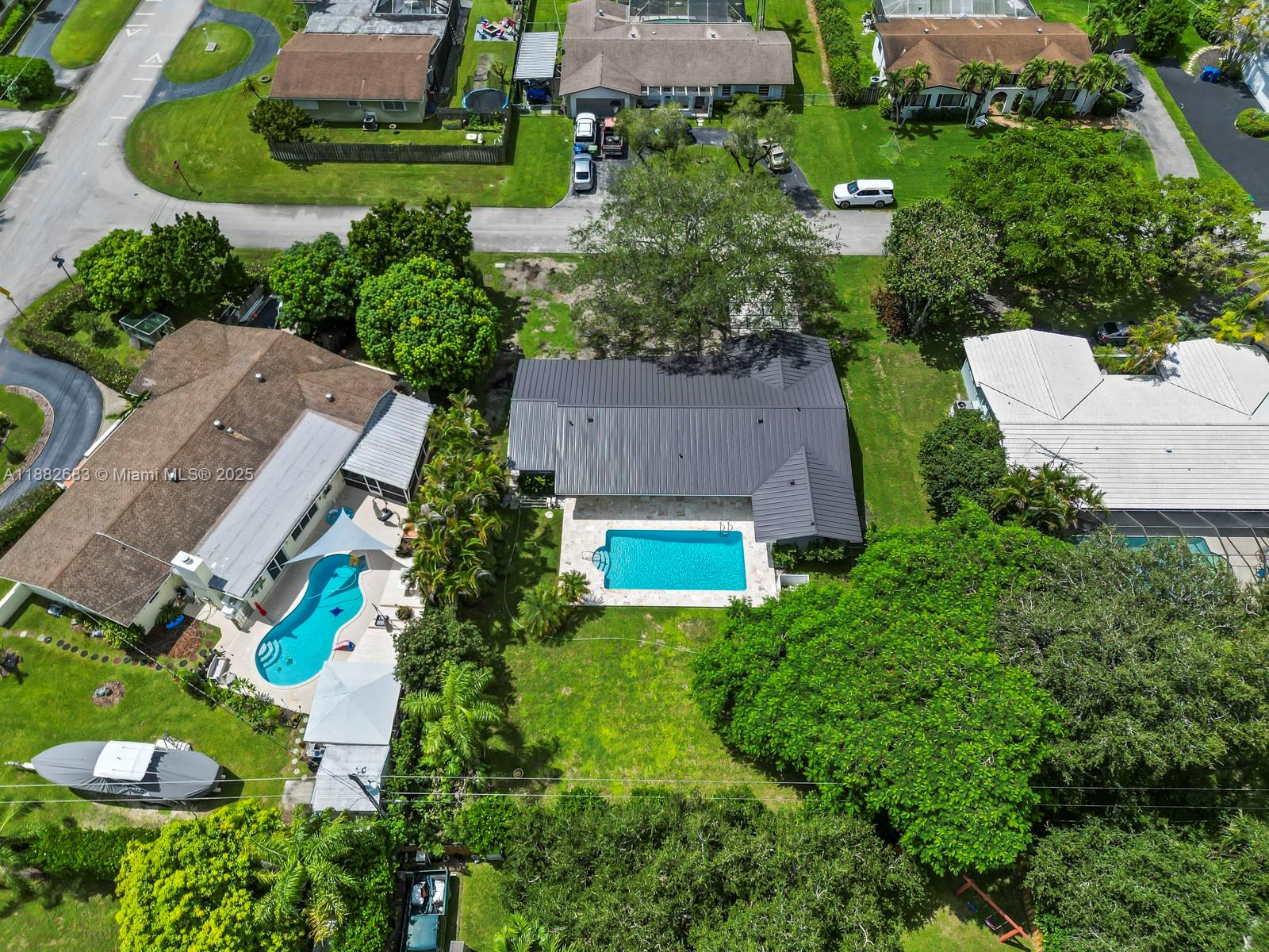 MALBROOK - Residential Lease