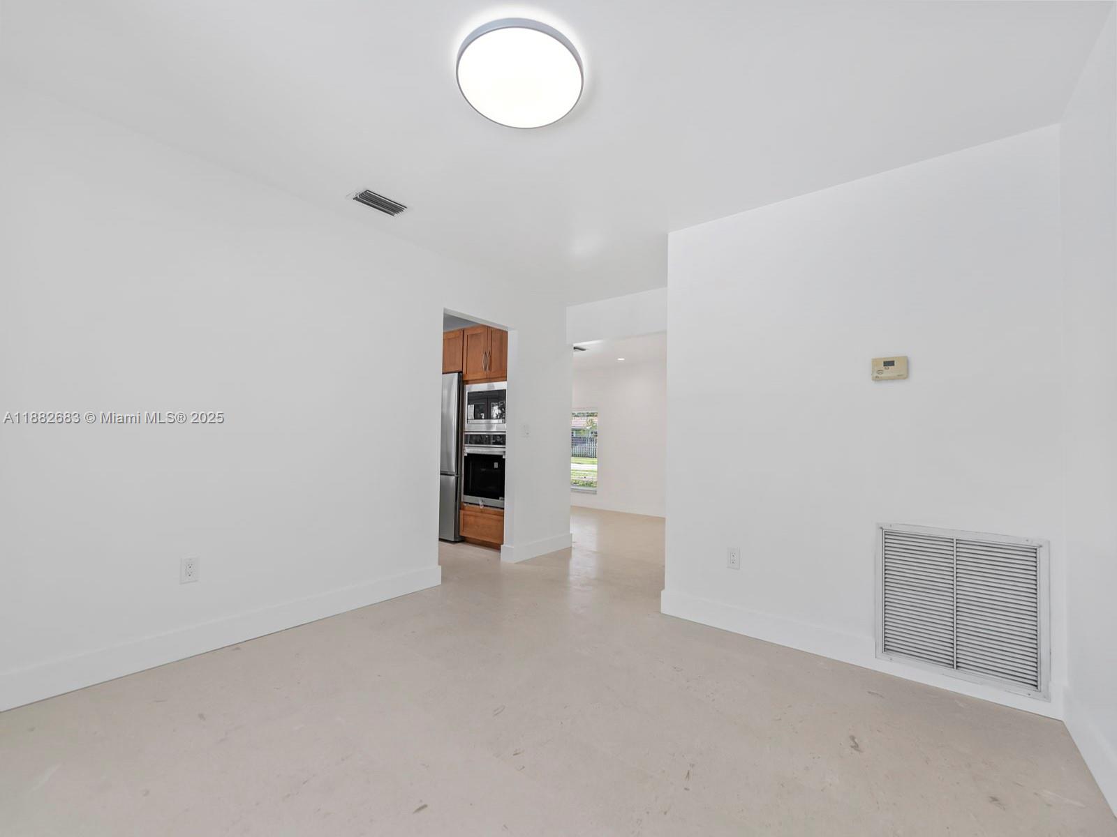 MALBROOK - Residential Lease