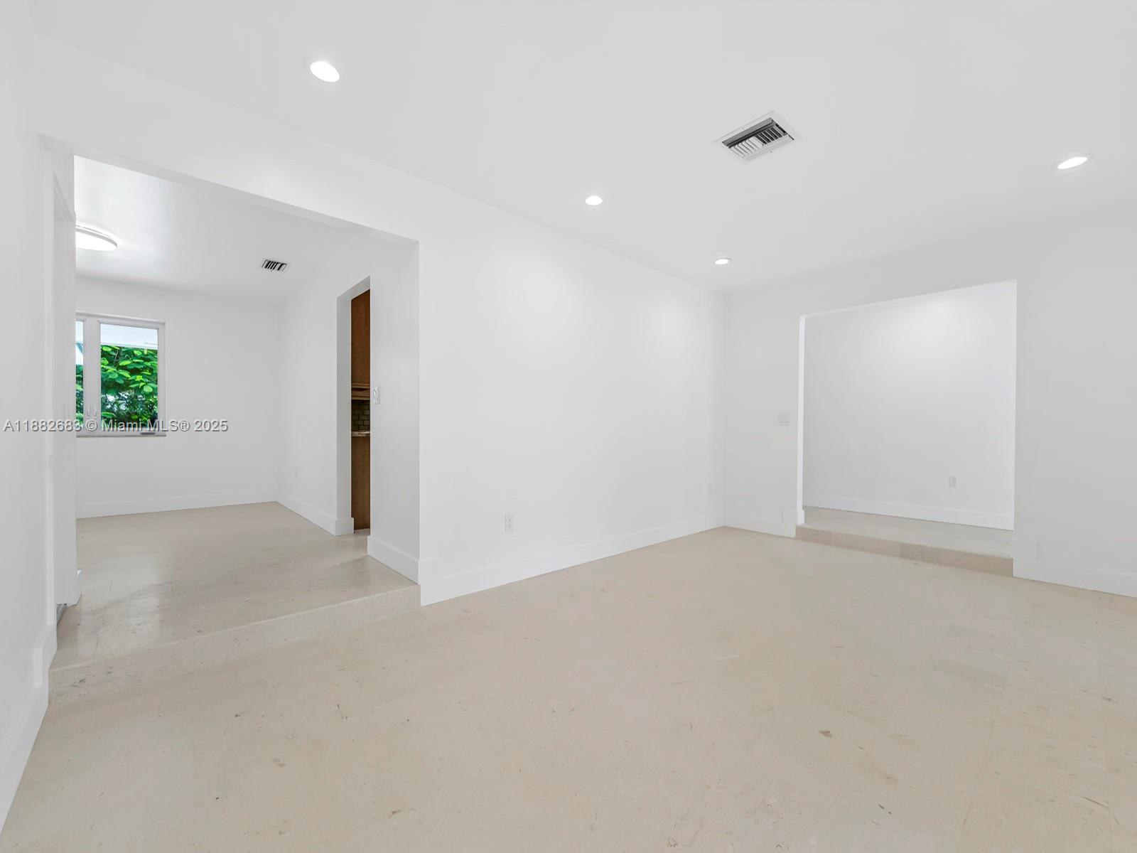 MALBROOK - Residential Lease