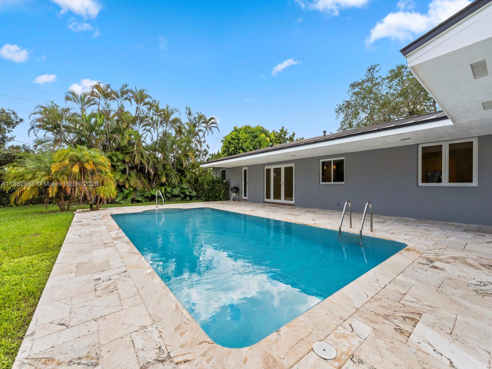 MALBROOK - Residential Lease