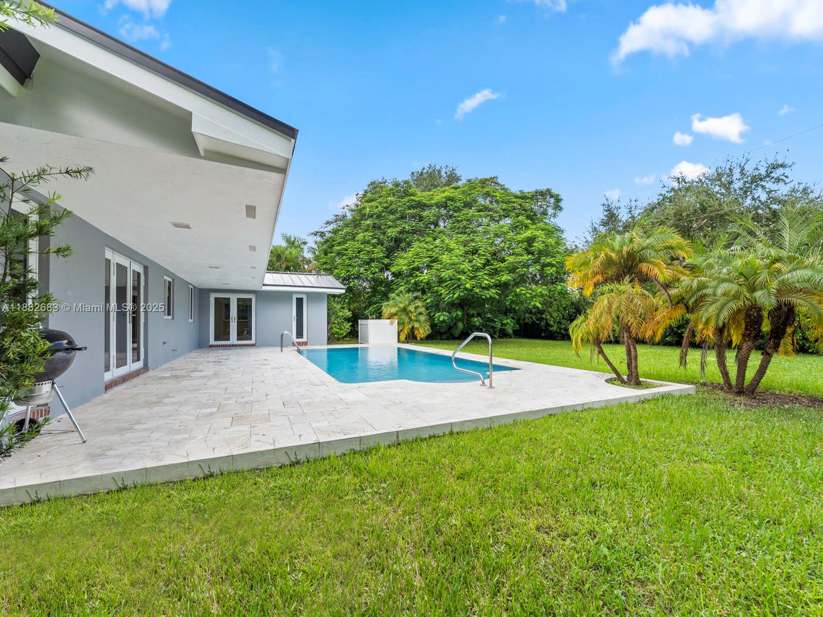 MALBROOK - Residential Lease