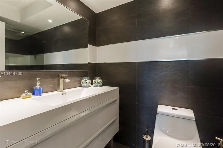 AQUASOL CONDO - Residential Lease