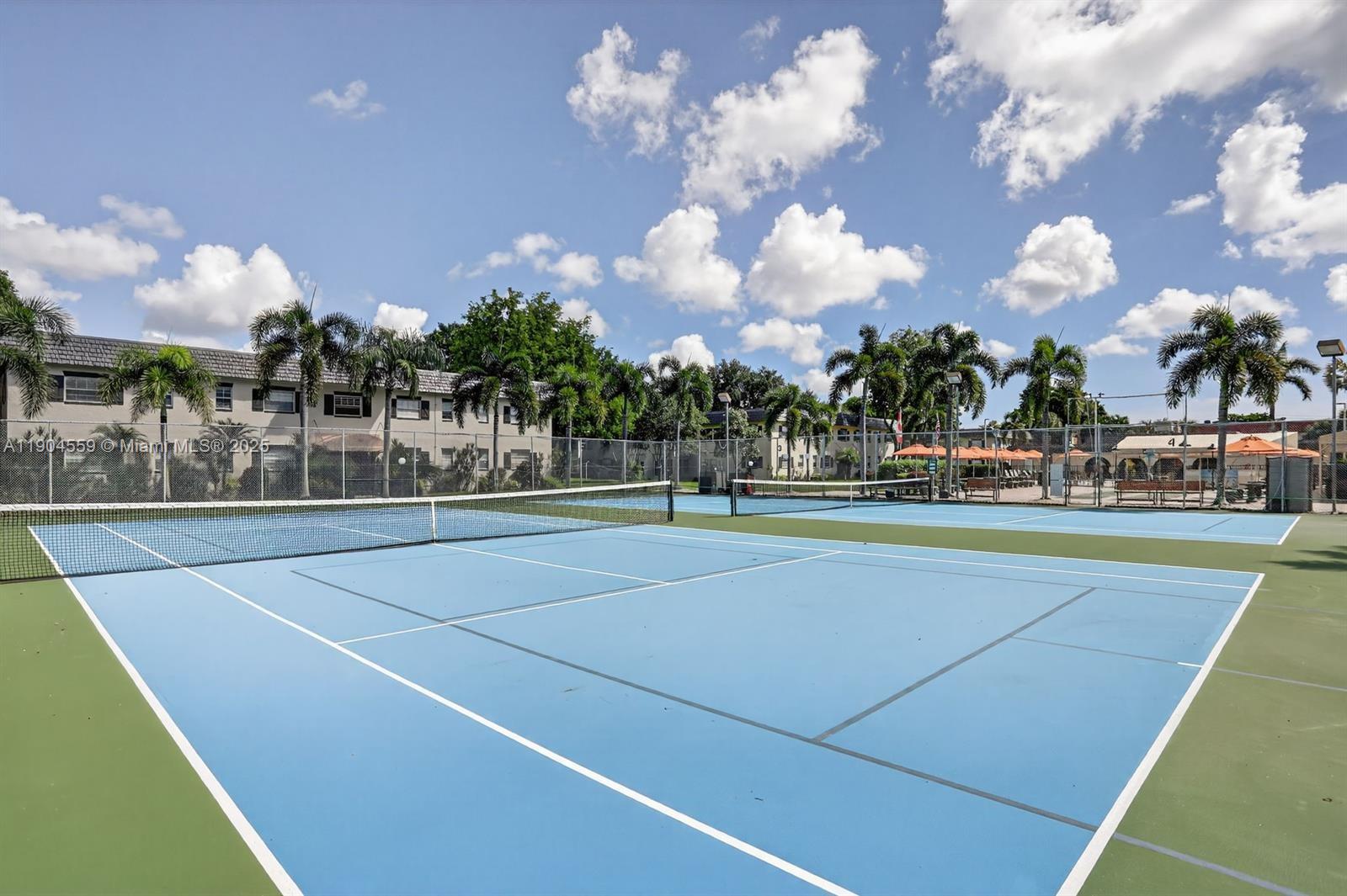 MEADOWS CONDO - Residential