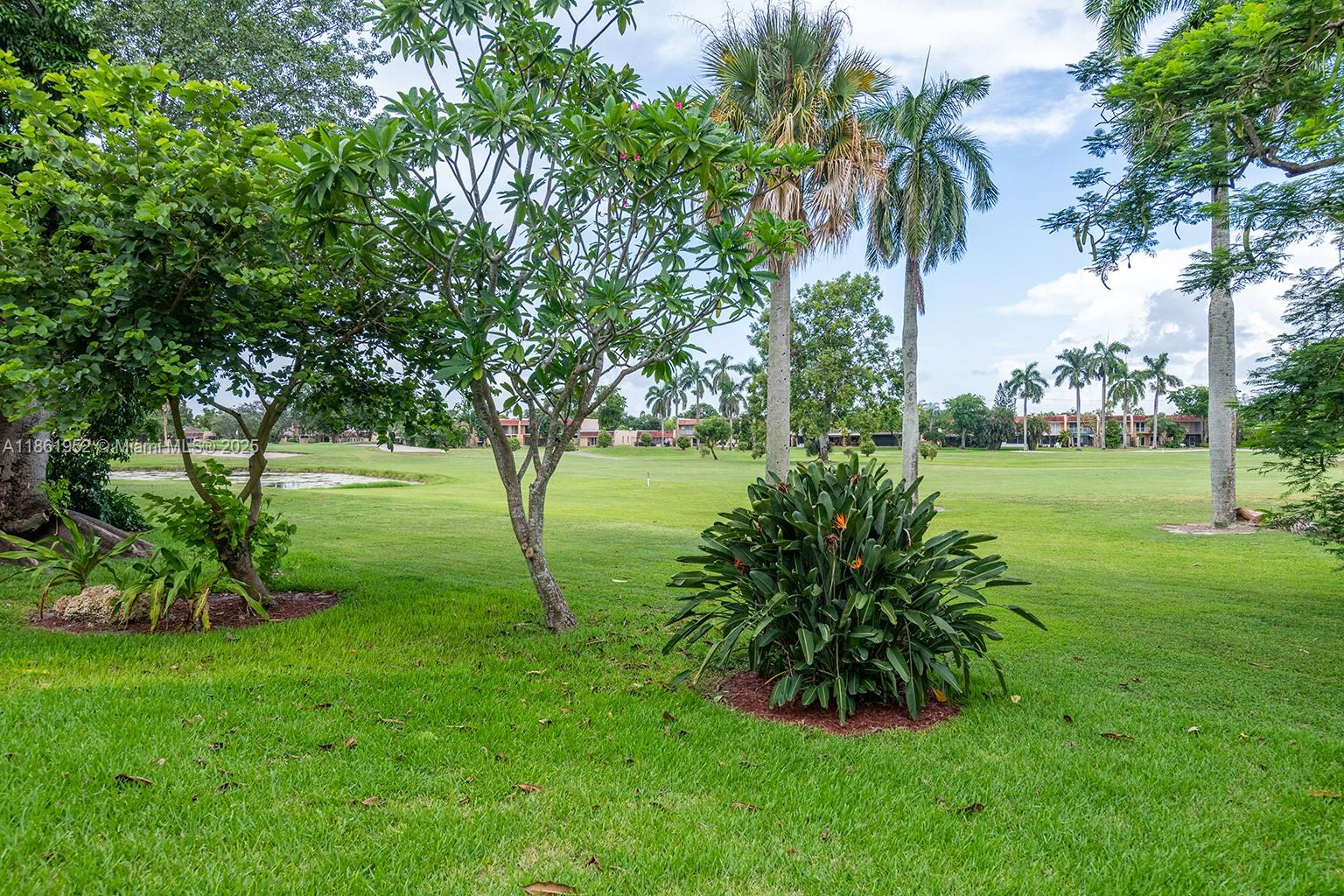 COUNTRY CLUB OF MIAMI EST - Residential