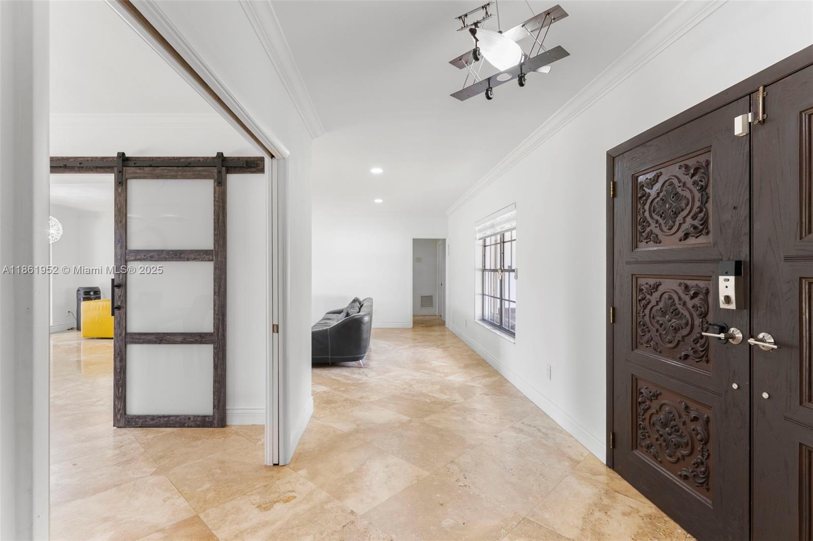 COUNTRY CLUB OF MIAMI EST - Residential