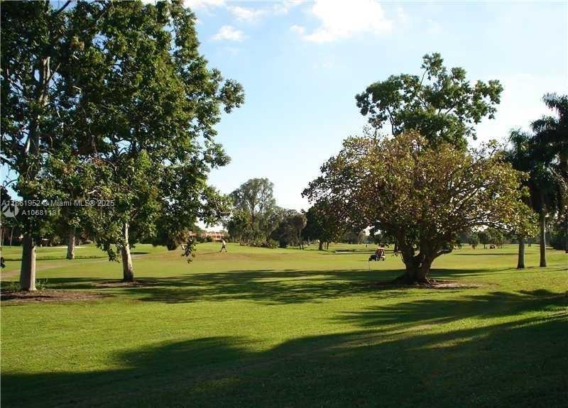 COUNTRY CLUB OF MIAMI EST - Residential