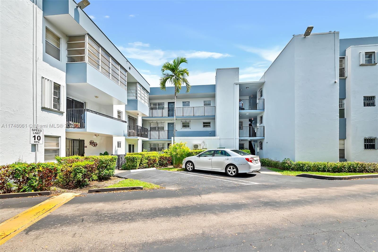Rental Property at 2496 Sw 17th Ave 5307, Miami, Broward County, Florida - Bedrooms: 1 
Bathrooms: 1  - $2,000 MO.