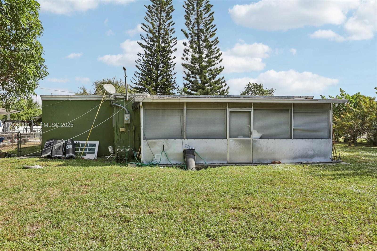 BUNCHE PARK - Residential